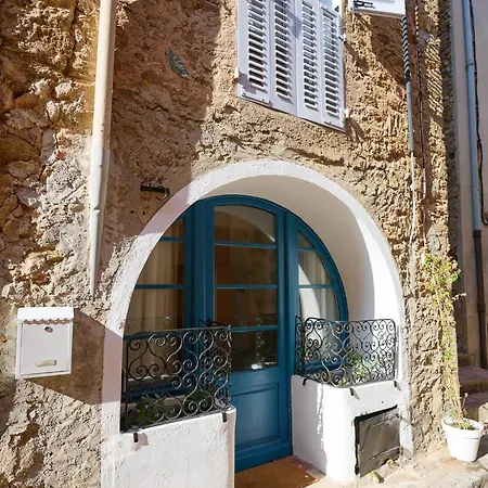 Romantic Getaway In Bormes-les-Mimosas